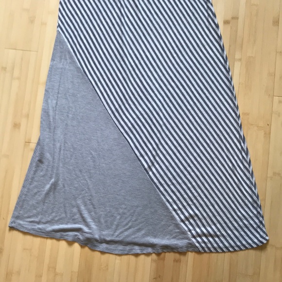 Trendy Striped Maxi Skirt - Picture 3 of 4